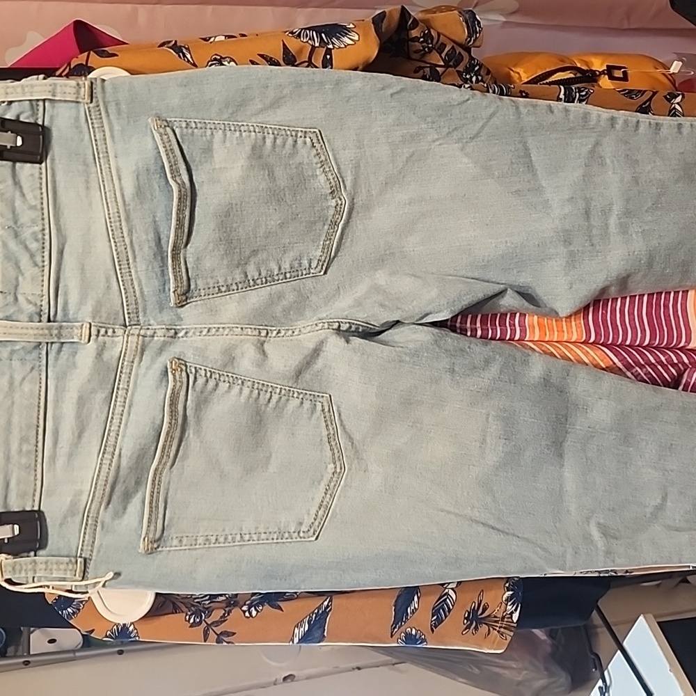 Universal THREADS high Rise Skinny - Picture 5 of 5